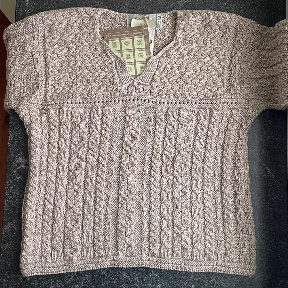 NWT Aran Cable Knit Sweater V-Neck Tan Women’s Size Medium (M) - Picture 3 of 16
